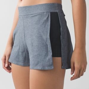 Lululemon - On the Go Short